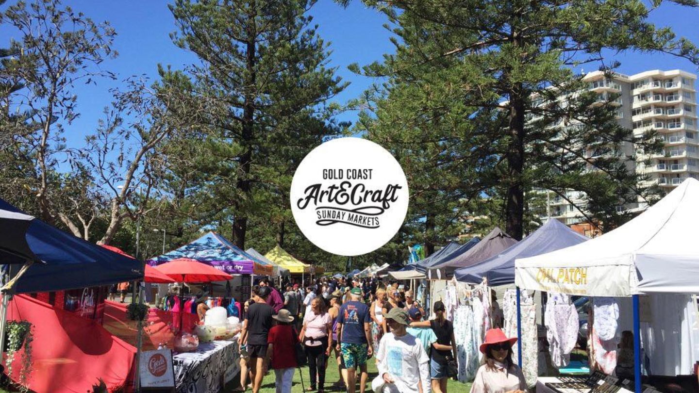 Crowds at the Gold Coast Art & Craft Markets, Broadbeach 
